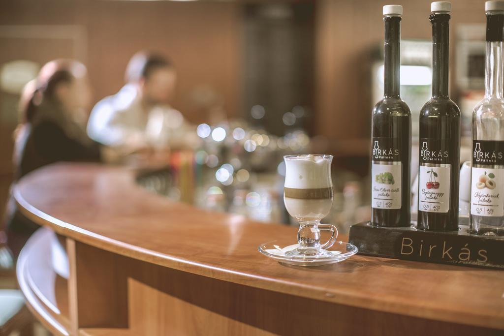 Bük Apartman Hotel מראה חיצוני תמונה