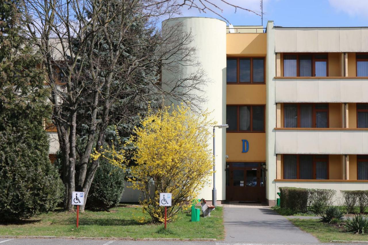 Bük Apartman Hotel מראה חיצוני תמונה